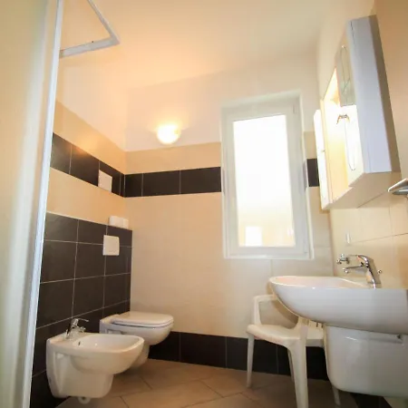 Locazione Turistica Azalee-1 Apartamento *